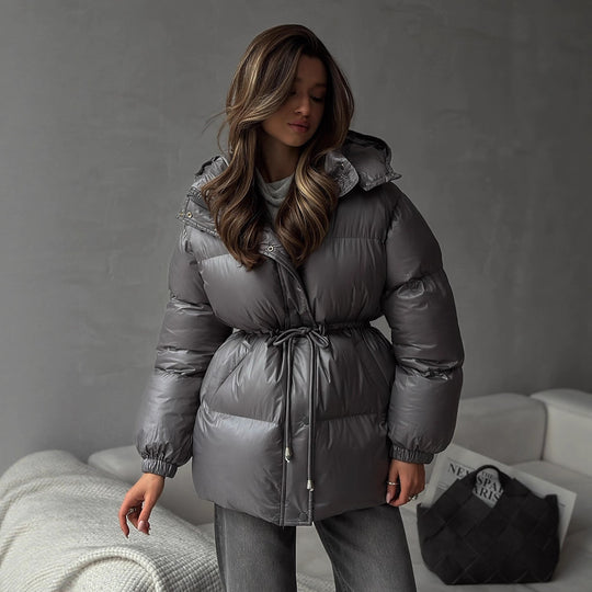 Damen Langer wattierter Parka mit Kapuze, Taillenzug und Oversize-Silhouette Shop Nory