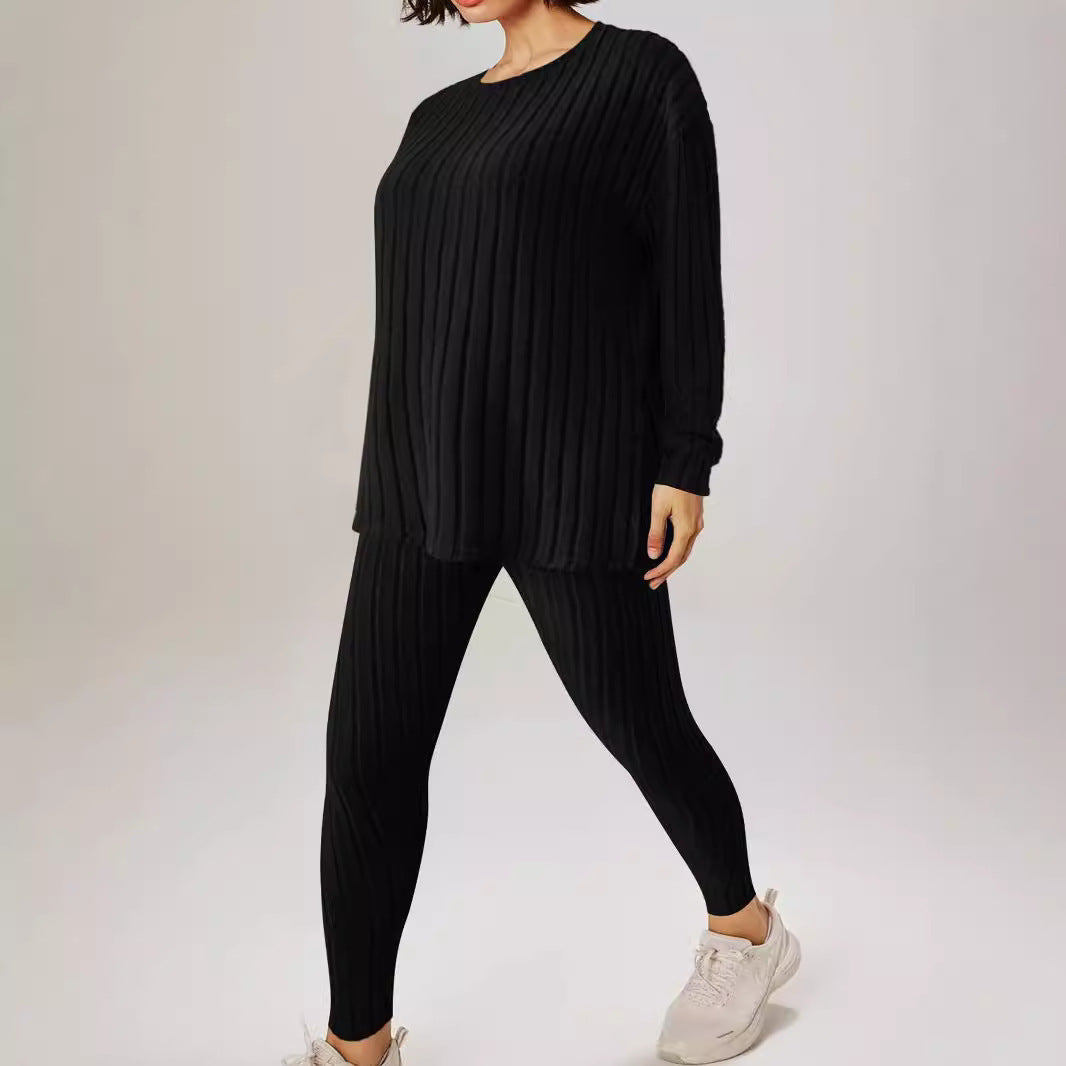 Damen Geripptes Feinstrick-Relax-Set mit Oversize-Pullover und schlanker Joggerhose Shop Nory