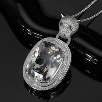 Schwarz-Grauer Anhänger mit Chopard Kette