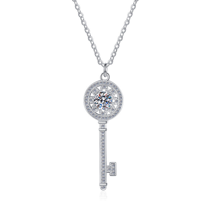 Damen Halskette mit elegantem Schlüsselanhänger und funkelndem Kristallbesatz Shop Nory