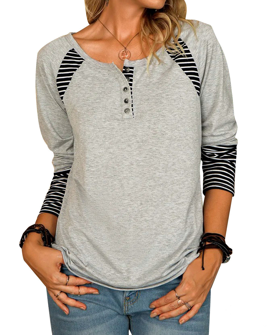 Damen Lässiges Raglan-Henley-Shirt mit Knopfleiste und gestreiften Ärmelbündchen Shop Nory
