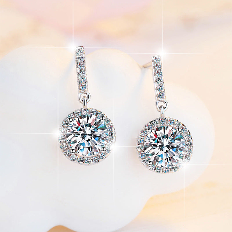 Damen Ohrringe mit funkelnden Kristallen und elegantem Design Shop Nory