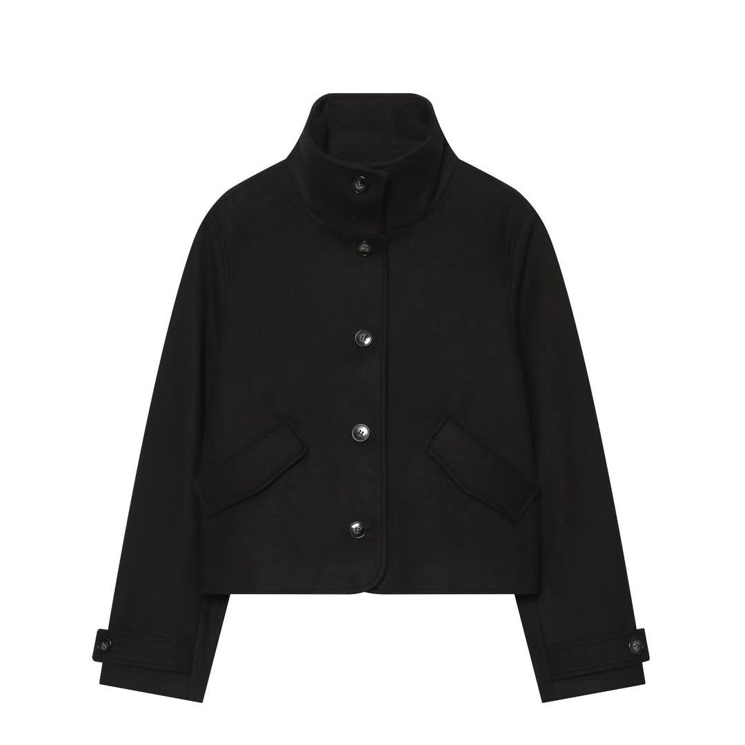 Damen Cropped Boxy-Jacke mit hohem Stehkragen, Knopfleiste und aufgesetzten Pattentaschen Shop Nory