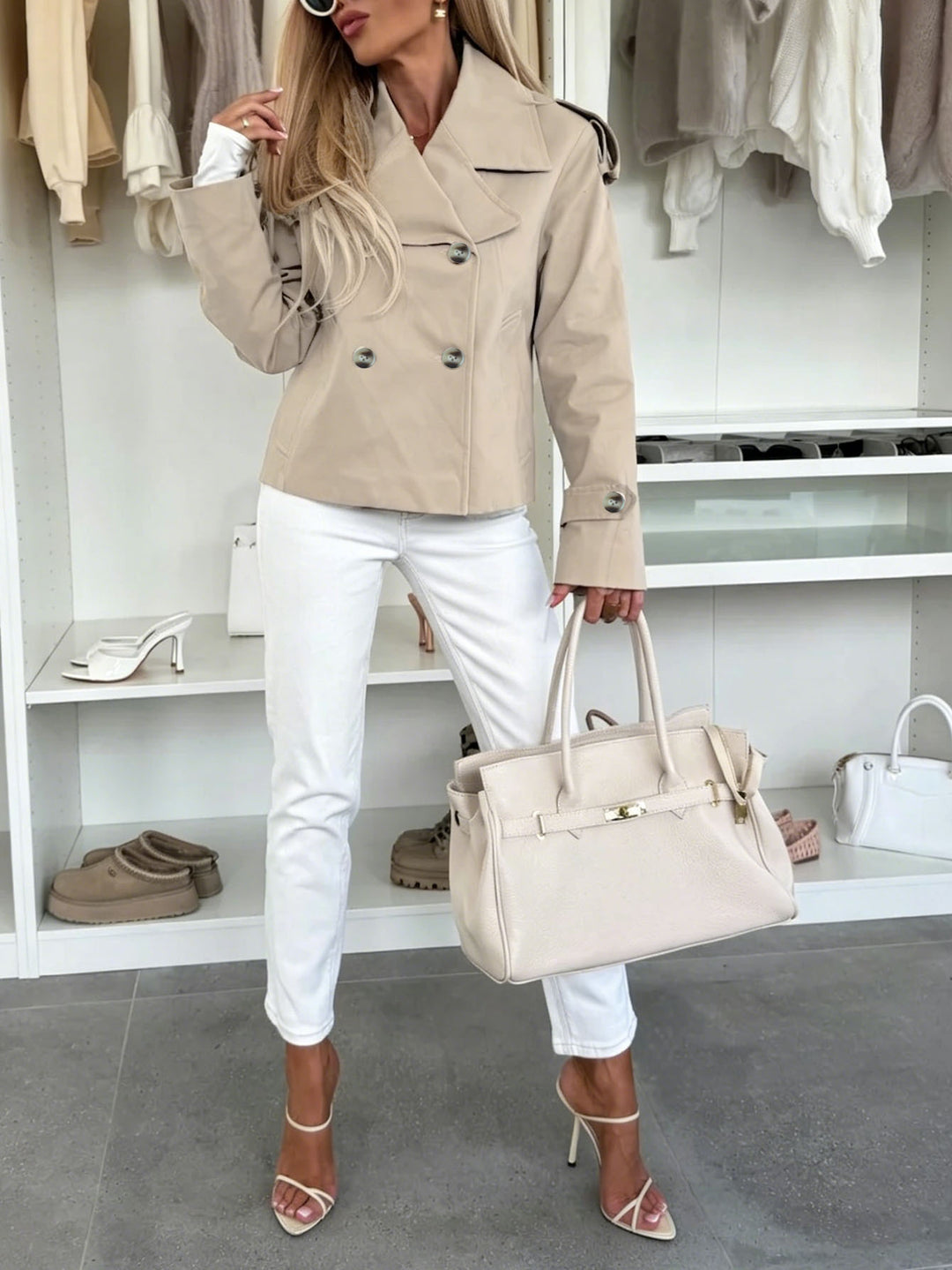 Damen Kurz geschnittener Doppelreihiger Trenchcoat mit Schulterklappen Shop Nory