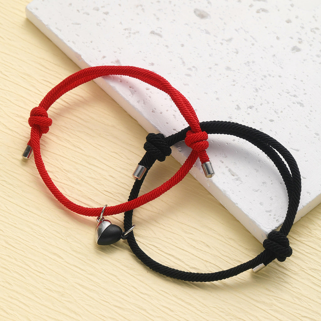 Damenarmband aus feinem elastischen Material mit herzförmigen Anhängern Shop Nory