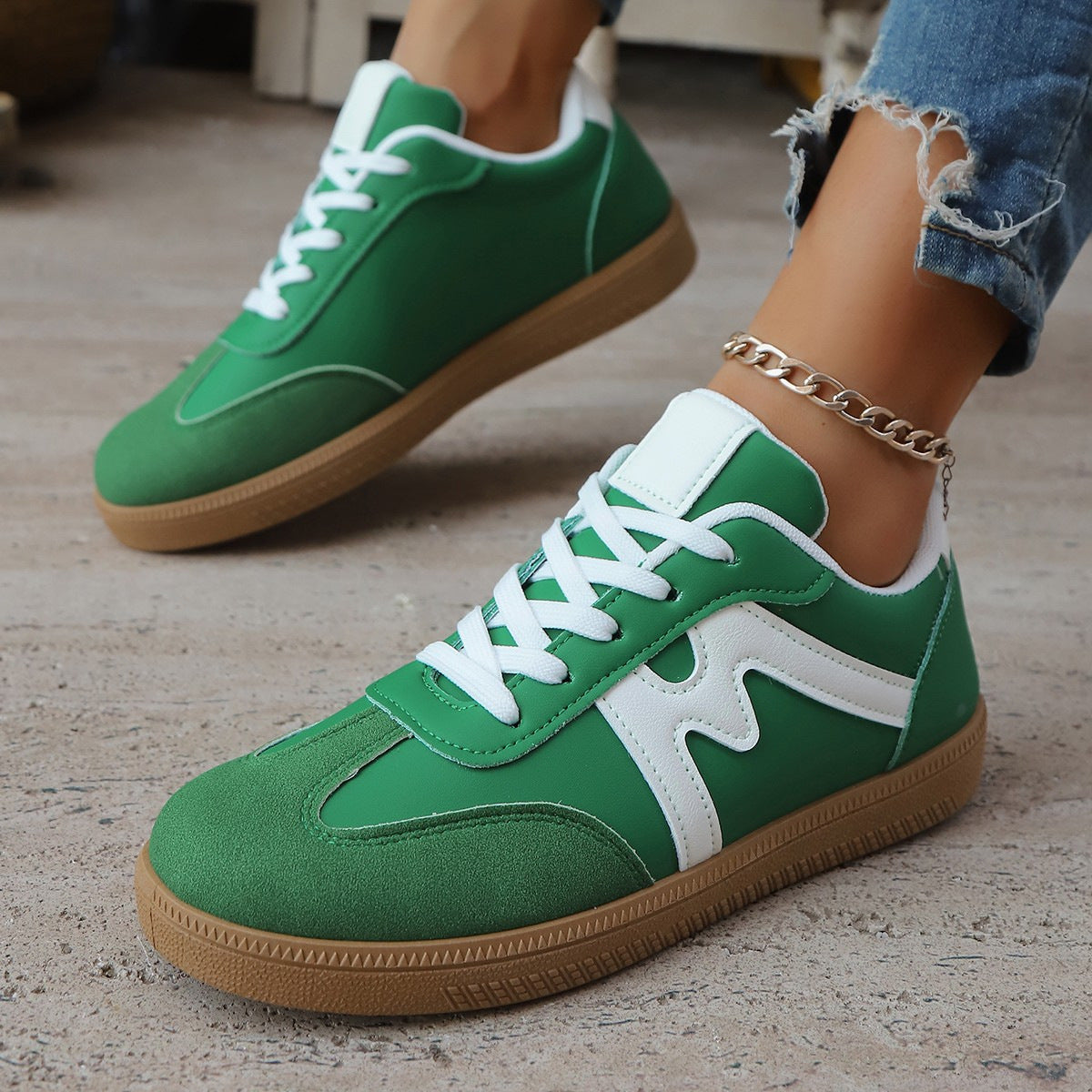 Damen Sneakers im sportlichen Retro-Look mit komfortabler Dämpfung