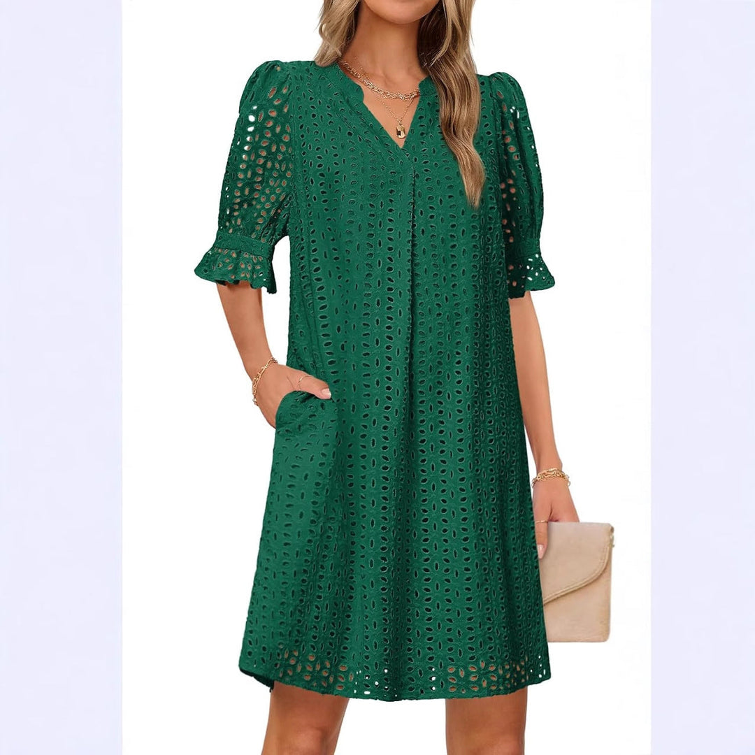 Damen luftiges Blumenkleid mit eleganten Lochdetails