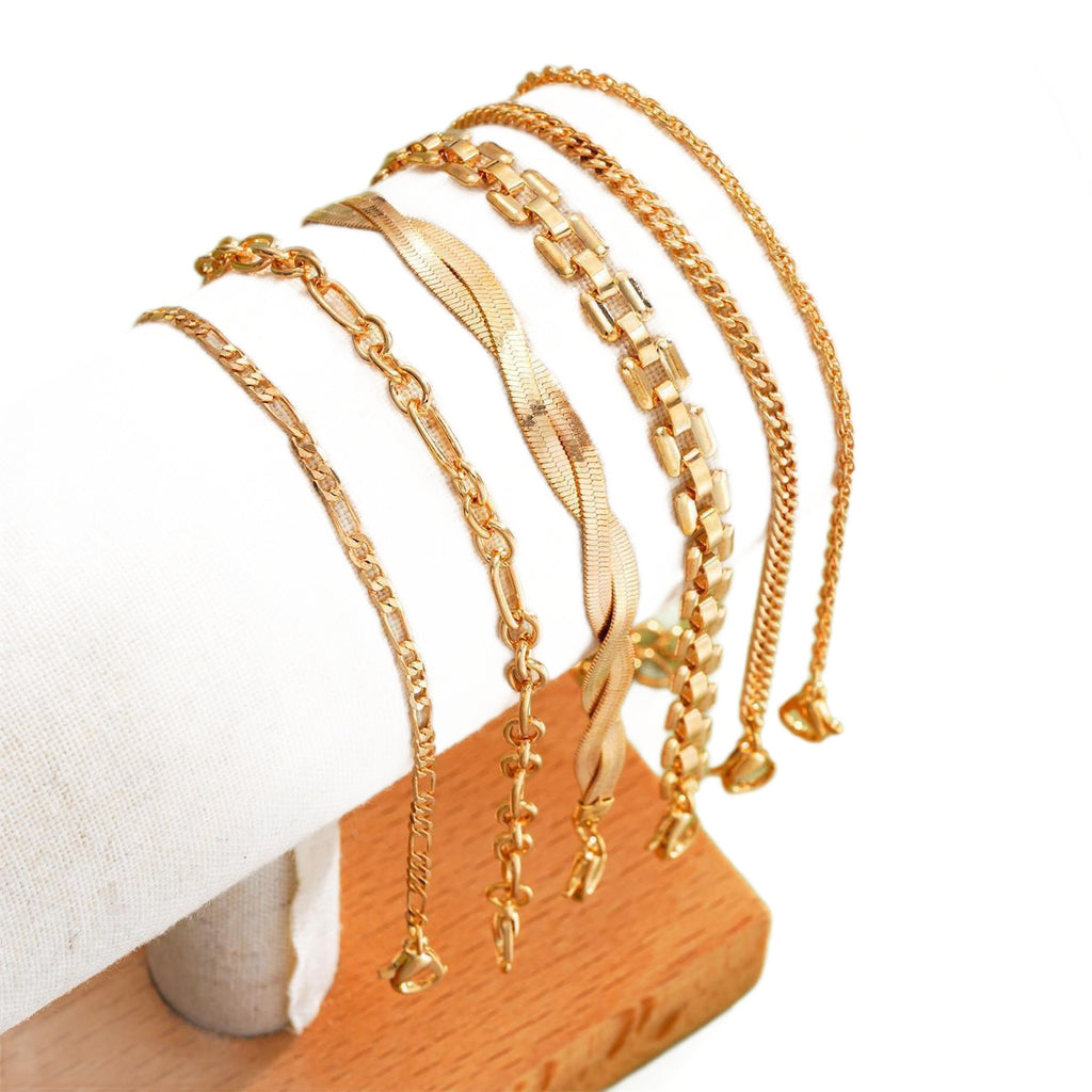 Damen Armband-Set mit eleganten Kettenmustern und raffinierten Details Shop Nory
