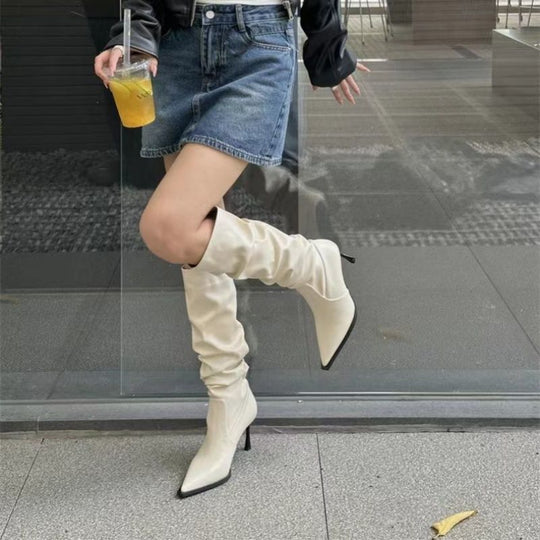 Damen Slouchy kniehohe Stiefel mit spitzer Zehenform und skulpturellem Stiletto-Absatz Shop Nory