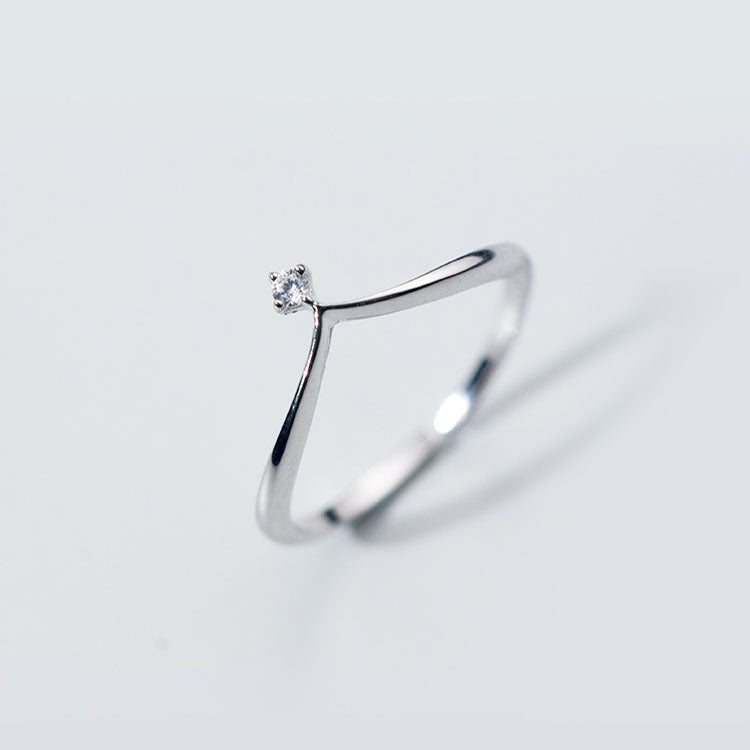 Damen Zarter Solitär Ring mit funkelndem Stein Shop Nory