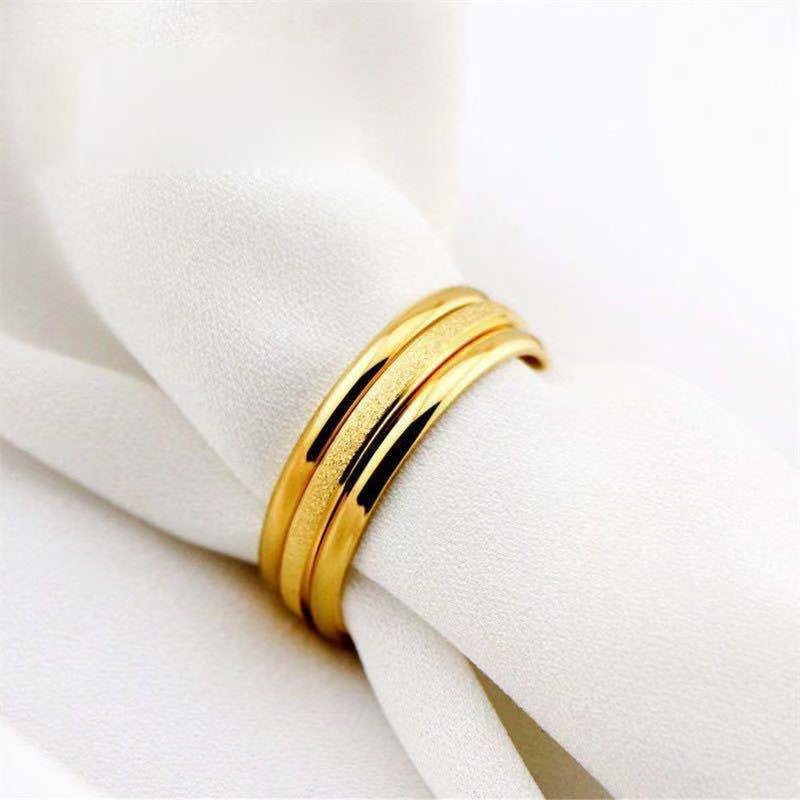 Damen Ring mit edlem, dreireihigem Design und glänzender Oberfläche Shop Nory