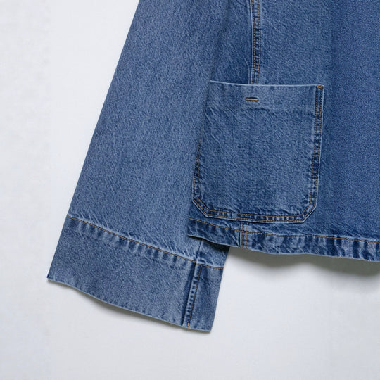 Damen Cropped Oversize-Jeansjacke mit großen aufgesetzten Taschen und sichtbarer Knopfleiste Shop Nory