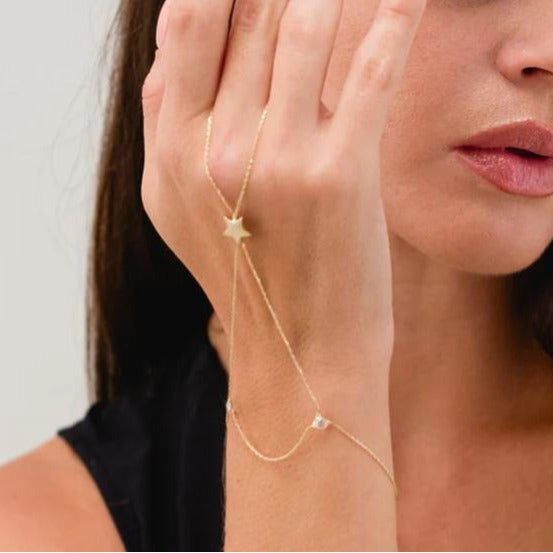 Damen Halskette mit funkelnder Sternen-Pendelleuchte und eleganter Gliederkette Shop Nory