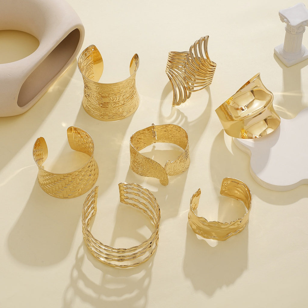 Damen Armreif im kunstvollen, strukturierten Design Shop Nory