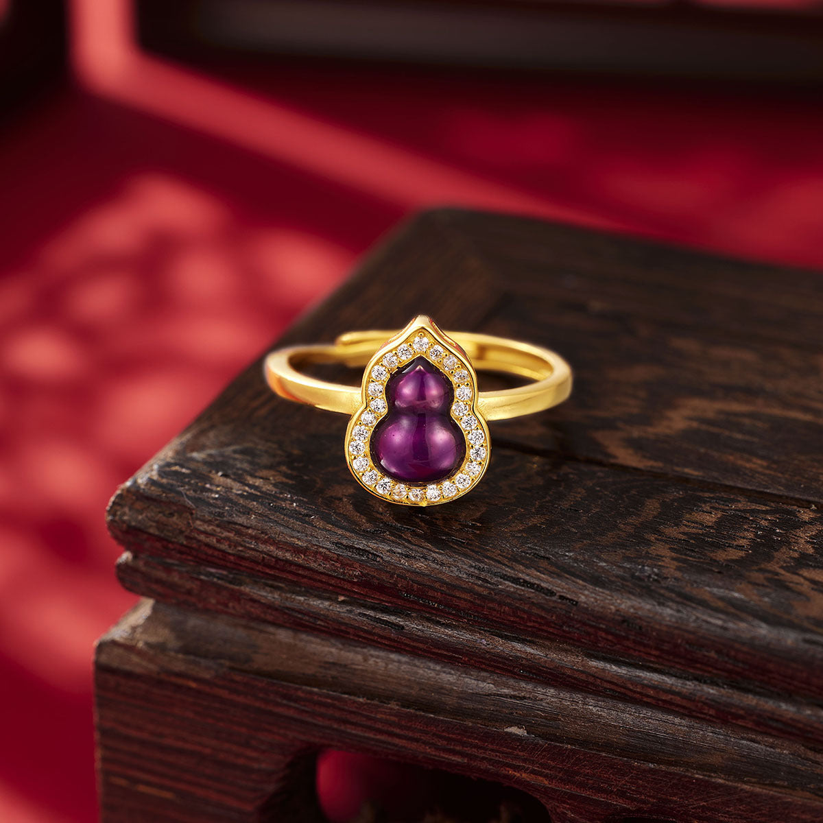 Damen Ring mit kunstvollem Herzdesign und funkelndem Zirkonia Shop Nory