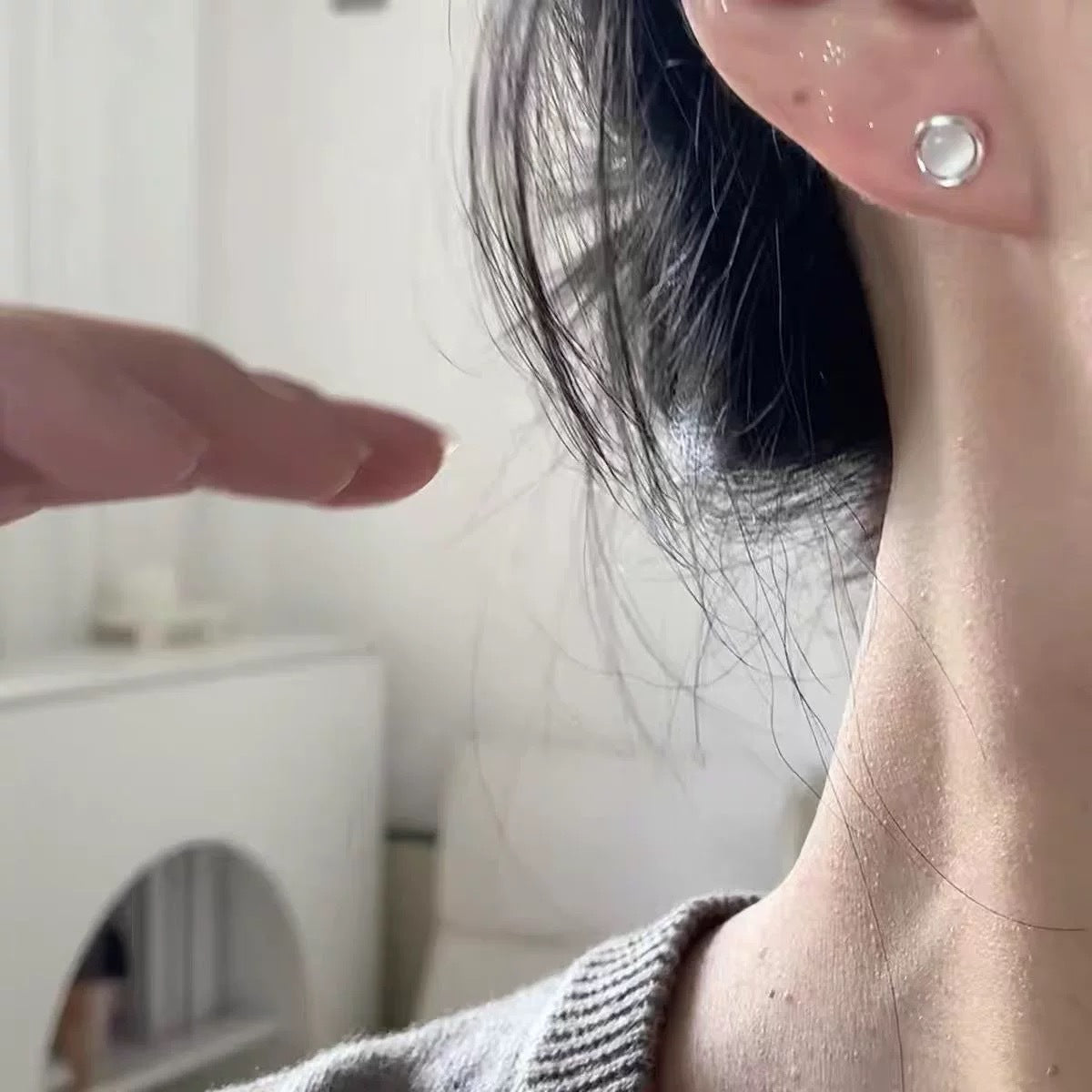 Damen Ohrstecker mit transparentem Kristall und filigraner Fassung Shop Nory