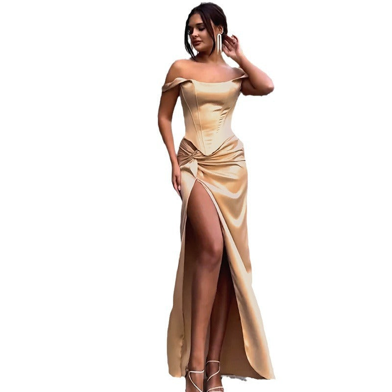 Damen Elegantes Abendkleid mit schulterfreiem Schnitt und hohem Schlitz