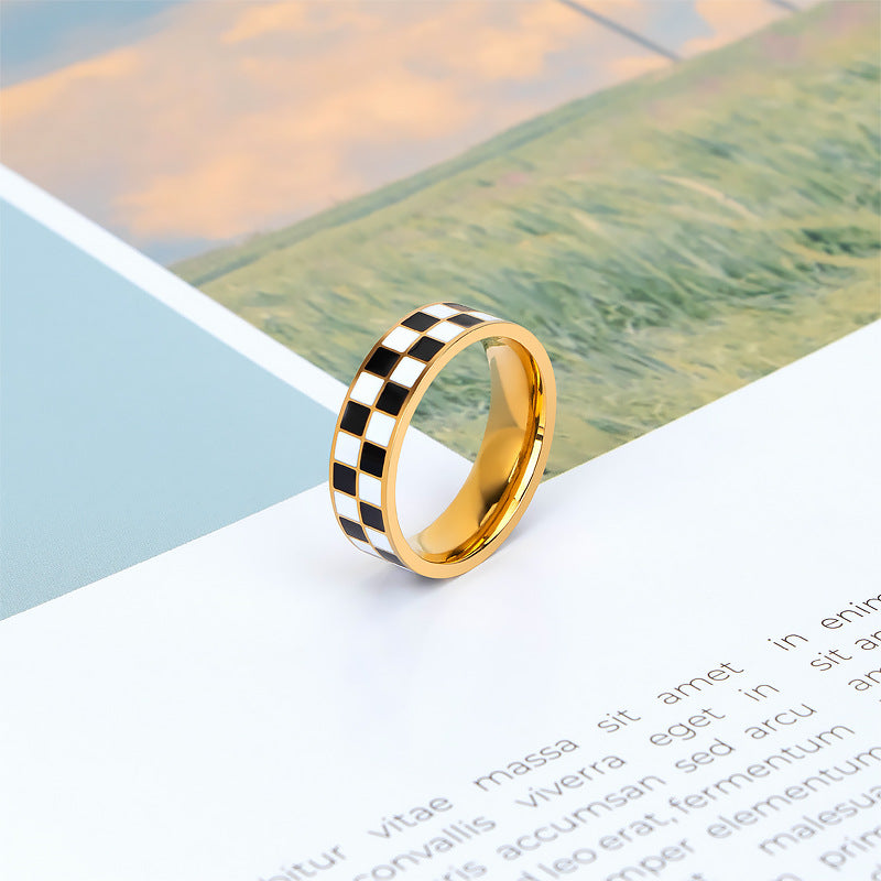 Damen modischer Ring mit modernem Schachbrettmuster Shop Nory