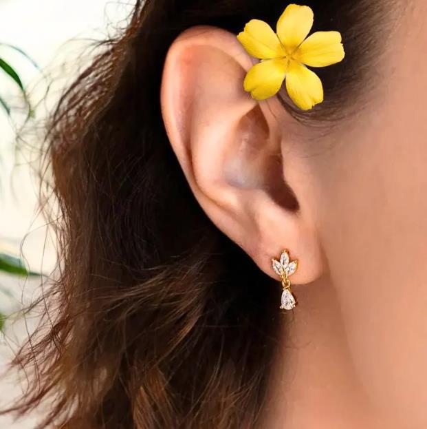 Damen Ohrringe mit funkelndem Kristall-Design und eleganter Tropfenform Shop Nory