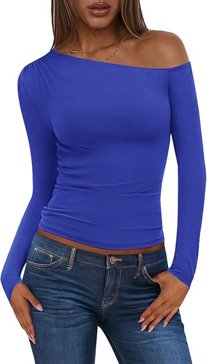 Damen Schulterfreies, figurnahes Ripp-Langarmtop mit asymmetrischem Ein-Schulter-Schnitt Shop Nory