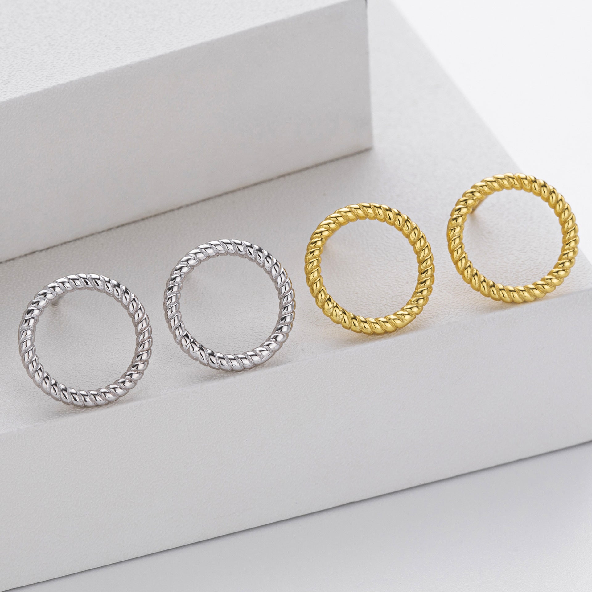 Damen Ohrringe aus 925 Sterling Silber mit anspruchsvollem geflochtenem Design Shop Nory