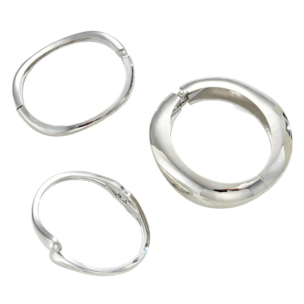 Damen Armreifen-Kollektion mit geschwungenem Design und polierter Oberfläche Shop Nory