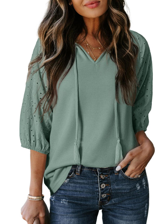 Damen Waffelshirt mit V‑Ausschnitt, Quasten und bestickten Puffärmeln Shop Nory