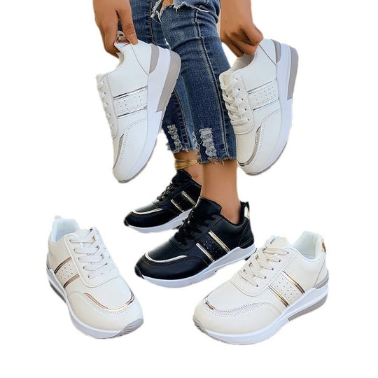 Damen Wedgesneaker mit mittelhohem Plateau, gepolstertem Komfortschaft und elastischem Seiteneinsatz Shop Nory