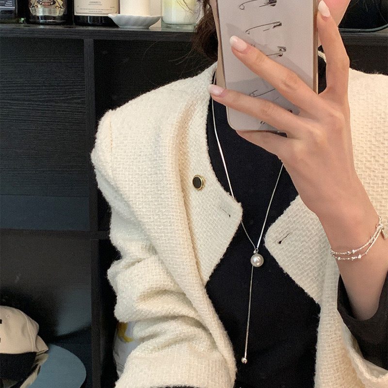 Damen Halskette mit elegantem Perlenanhänger und zartem Gliederdesign Shop Nory