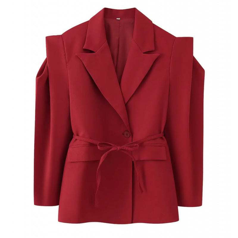 Damen Taillierter Blazer mit zarter Bindeband-Taille, betonter Schulterpartie und Pattentaschen Shop Nory