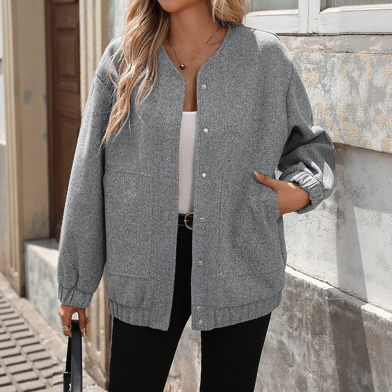 Damen Oversize-Jacke im Bomberstil mit Rundhalsausschnitt, Druckknopfleiste und aufgesetzten Taschen Shop Nory