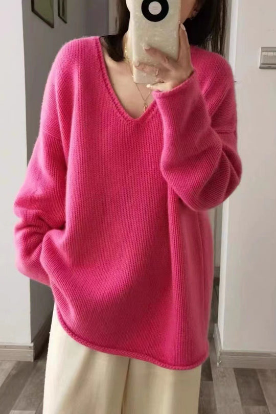 Damen Oversize V‑Ausschnitt Pullover im Mohair‑Look mit überschnittener Schulter und gerundetem Saum Shop Nory