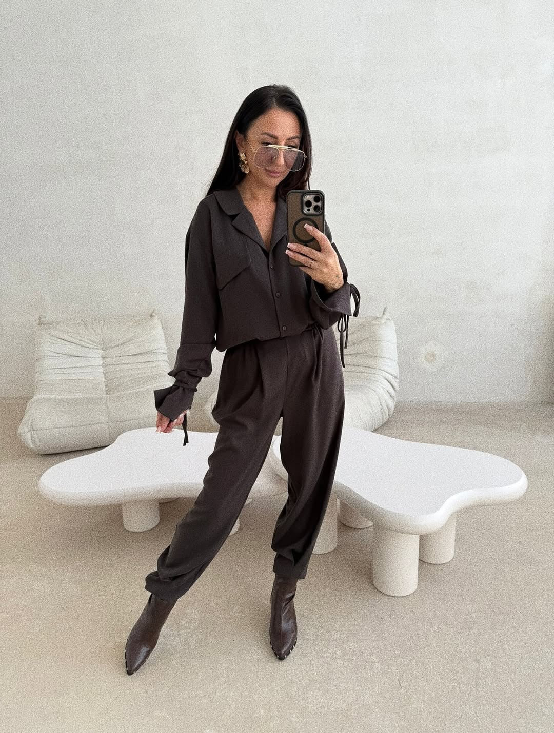 Damen Zweiteiliges Loungewear-Set mit Oversized-Bluse, Pattentaschen, Kordelmanschetten und hochtaillierter Jogpant Shop Nory
