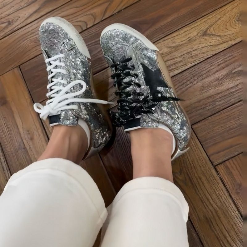 Damen Glitzer-Sneaker mit Paillettenbesatz, Stern-Applikation und kontrastierenden Schnürsenkeln Shop Nory