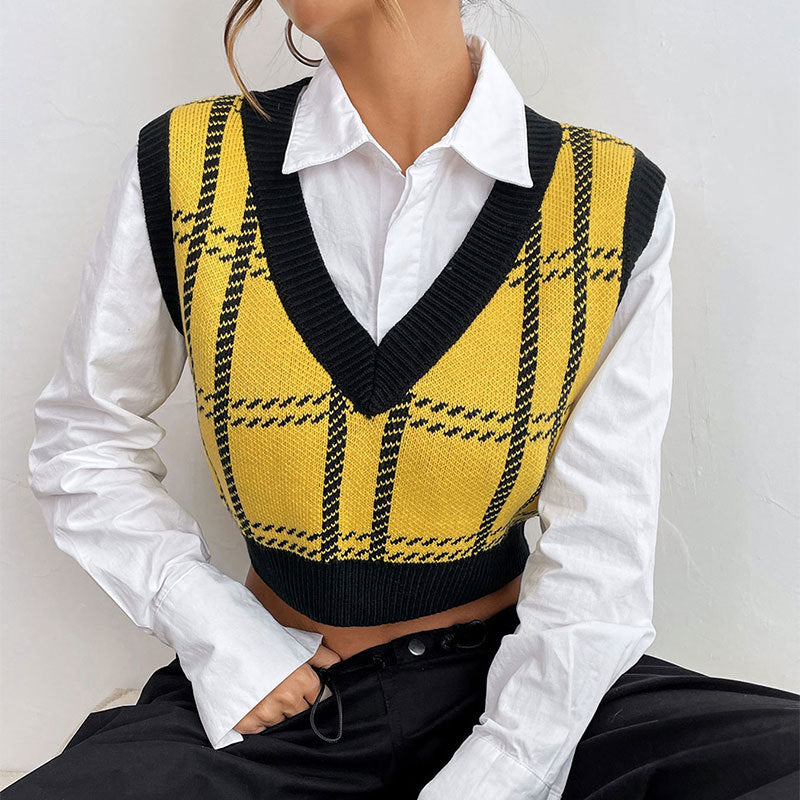 Damen Kurzgeschnittener Strickpullunder mit tiefem V-Ausschnitt und Glencheck-Karo Shop Nory