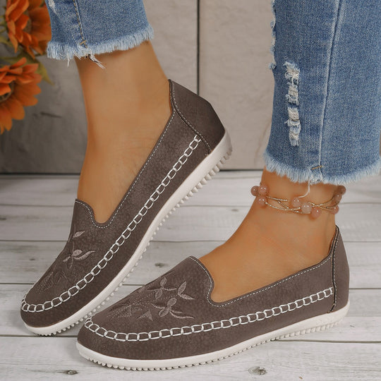 Damen Mokassins mit floralem Stickdesign und rutschfester Sohle Shopnory