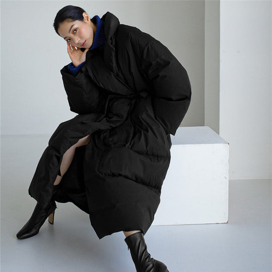 Damen Oversized Steppmantel Maxi mit hohem Stehkragen, Bindegürtel und winddichter Füllung Shop Nory