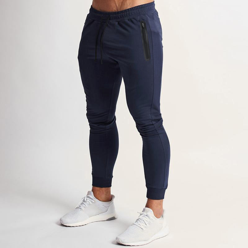 Herren Slim-Fit Jogginghose mit praktischen Reißverschlusstaschen