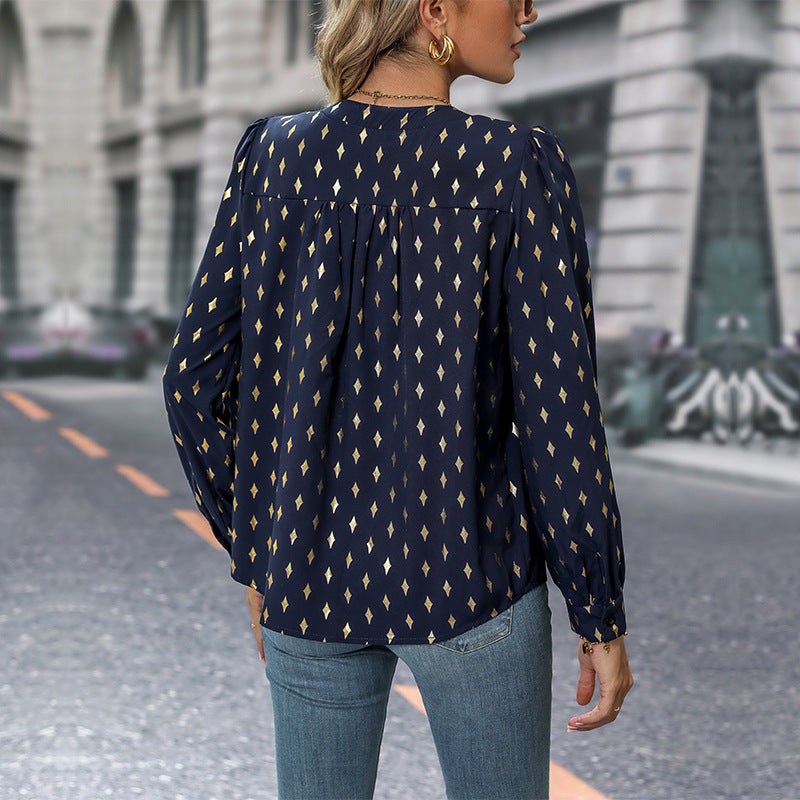 Damen Locker fallende Viskose‑Feinbluse mit Stehkragen, V‑Ausschnitt und Balloonärmeln Shop Nory
