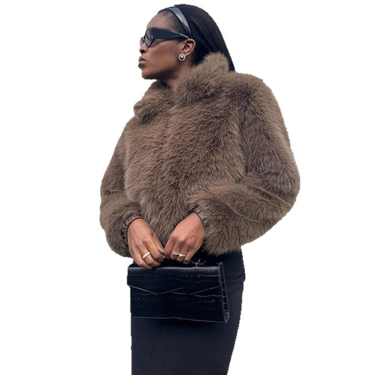 Damen Kurzer Boxy Kunstpelz-Blouson mit voluminösem Schalkragen und gefütterter Innenverarbeitung Shop Nory