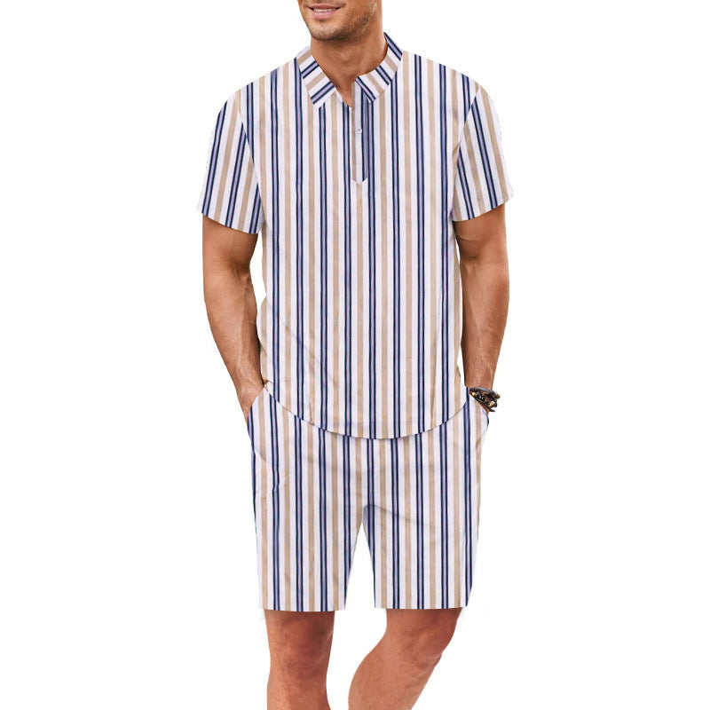 Herren Set aus kurzärmeliger Bluse und Shorts mit gestreiftem Design