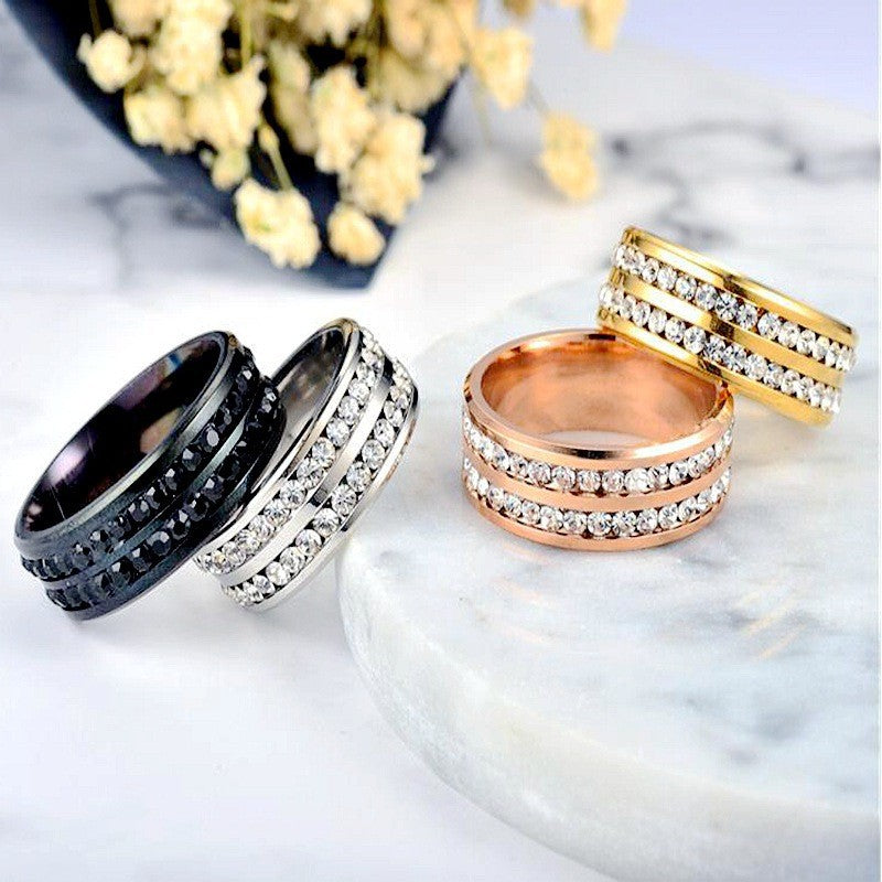 Herren Ring mit funkelndem Zirkonbesatz und eleganter Doppelrandgestaltung Shop Nory