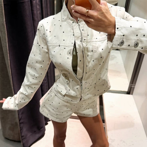 Damen Zweiteiliges Set mit taillierter Jacke und High‑Waist‑Shorts im Punkteprint Shop Nory