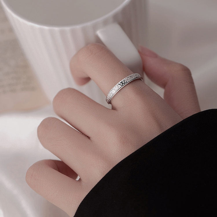 Damen filigraner Silberschmuckring mit elegantem Reliefdesign Shop Nory