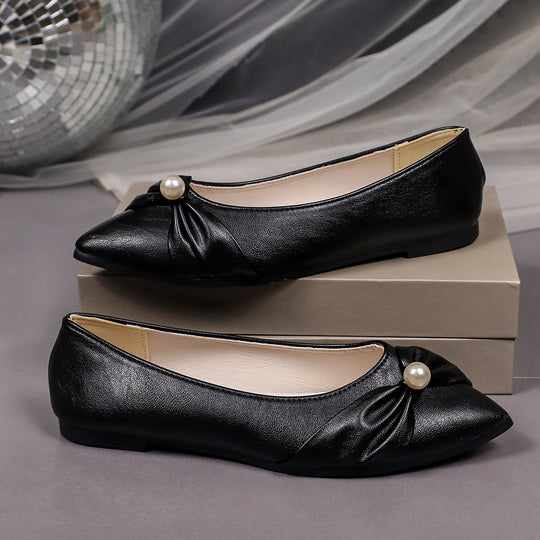 Damen Spitz zulaufende Ballerina-Slipper mit Perlen-Detail und gerafftem Vorderblatt Shop Nory