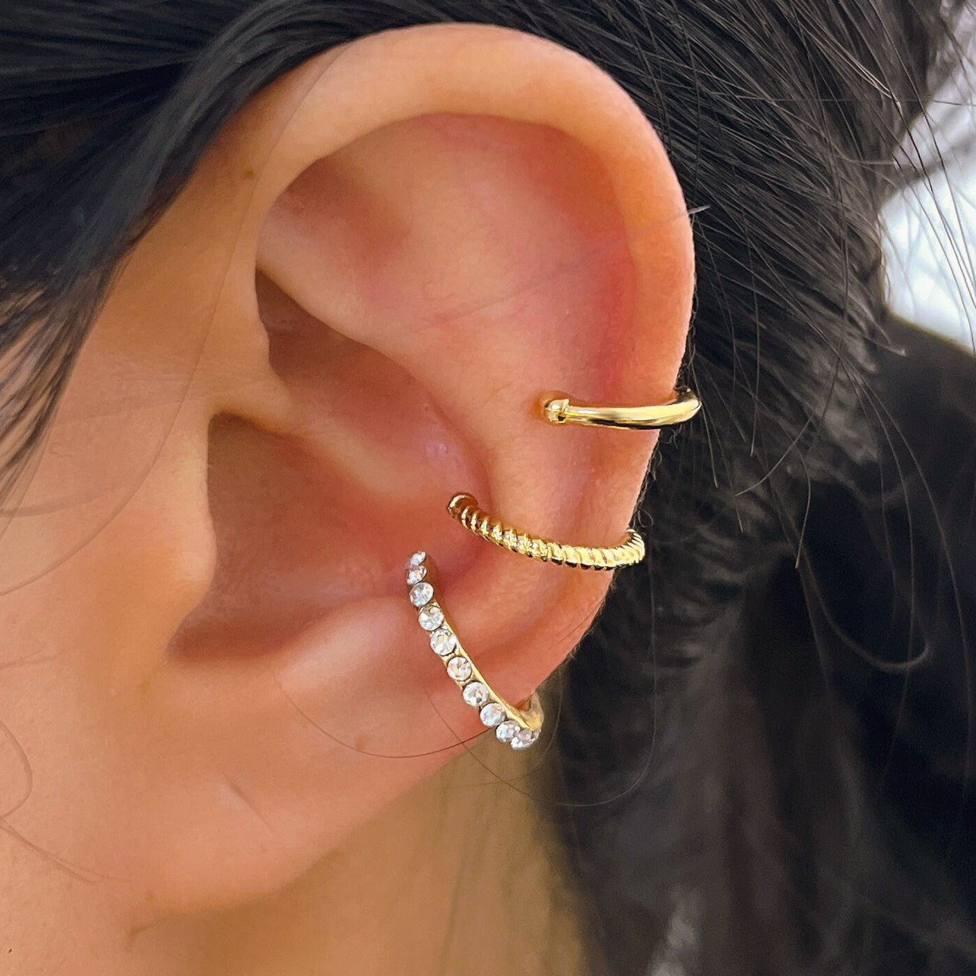 Damen Ohrringe mit modernen, geschwungenen Designs Shop Nory