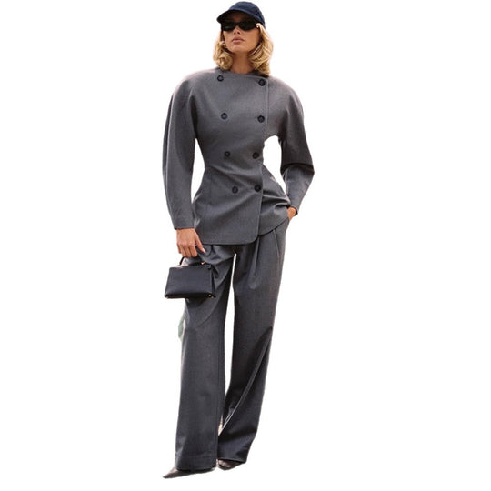 Damen Taillierter Doppelreihiger Blazer mit asymmetrischem Verschluss und Plissee-Hose Shop Nory