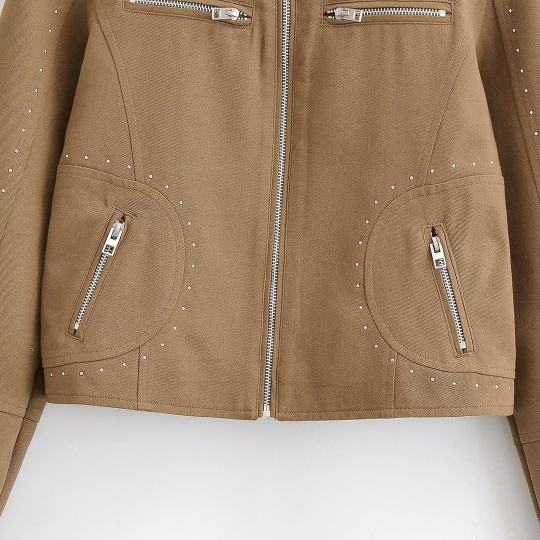 Damen Kurze Velours-Optik Jacke mit Stehkragen, Ziernähten, Nietenapplikation und Reißverschlusstaschen Shop Nory