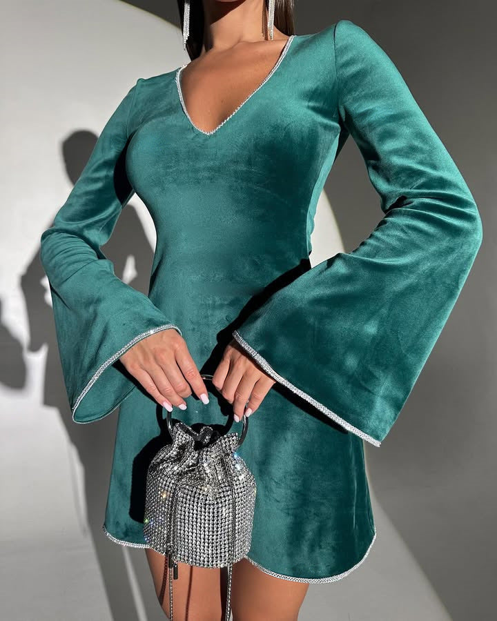 Damen Samt-Minikleid mit ausgestellten Glockenärmeln und Strassbesatz Shop Nory