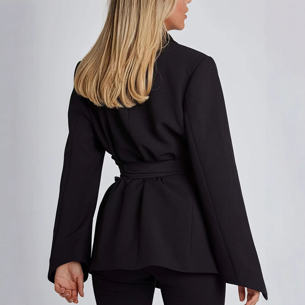 Damen eleganter Blazer mit tailliertem Schnitt und praktischem Gürtel
